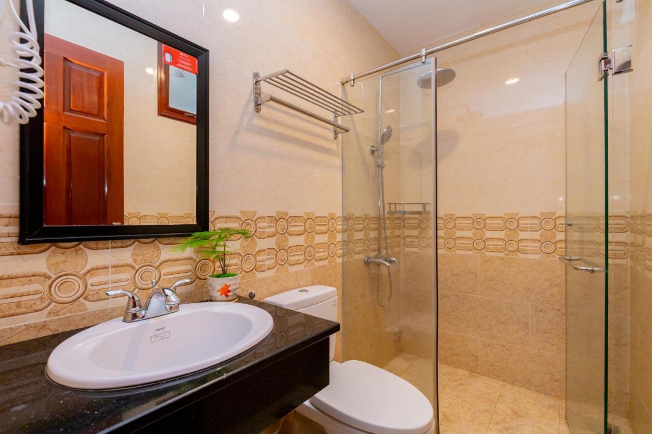 Anh Tuan Hotel Vung Tau Exteriör bild